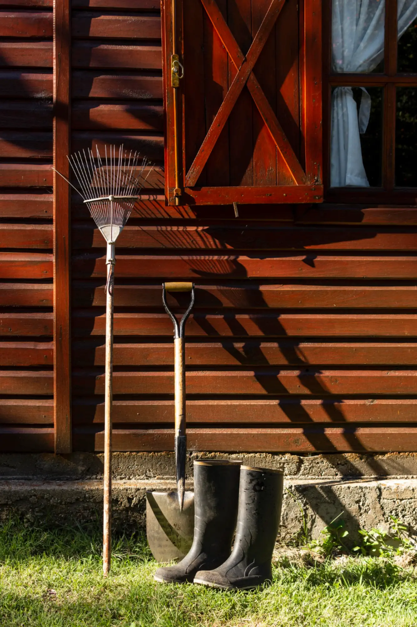 Paysagiste à Coquainvilliers : entretien de jardin, création d’espaces verts, élagage, terrasses, clôtures, abris et panneaux solaires